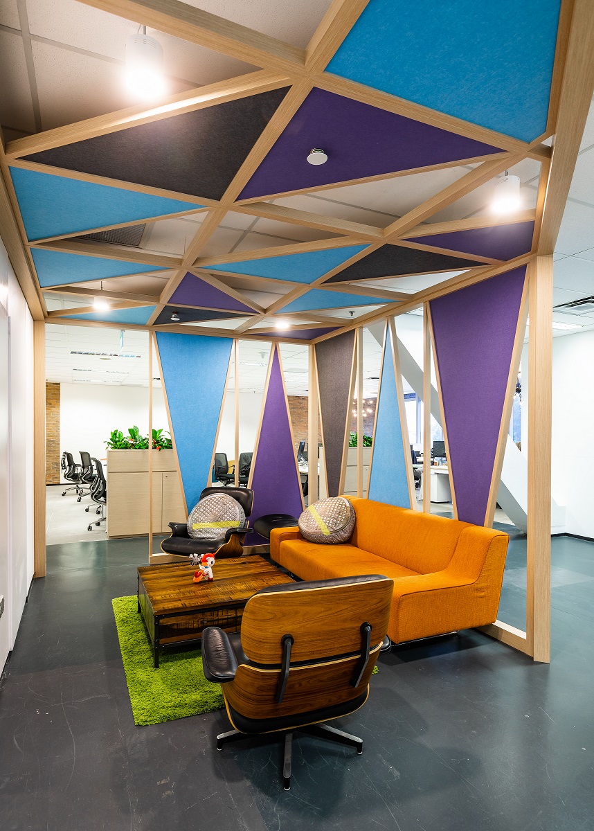   Singapore
 office image